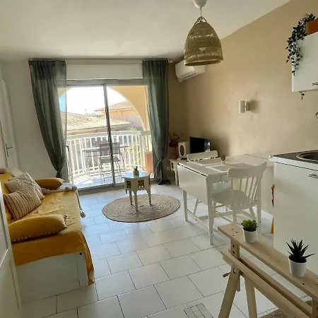 Direct Port Et Apartment