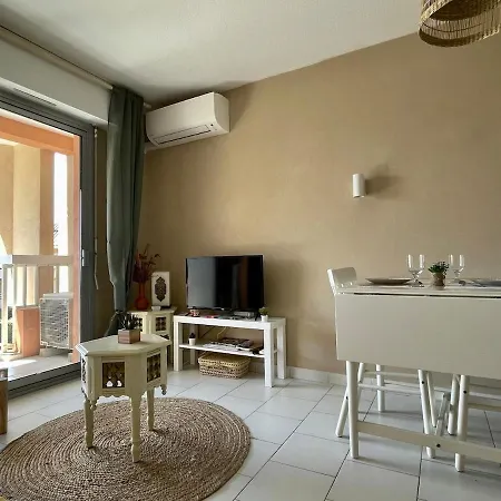 Apartmán Port Calme & Plages A Pied, Menage Inclus, Parking Couvert *