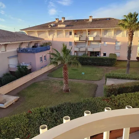 Port Calme & Plages A Pied, Menage Inclus, Parking Couvert Fréjus
